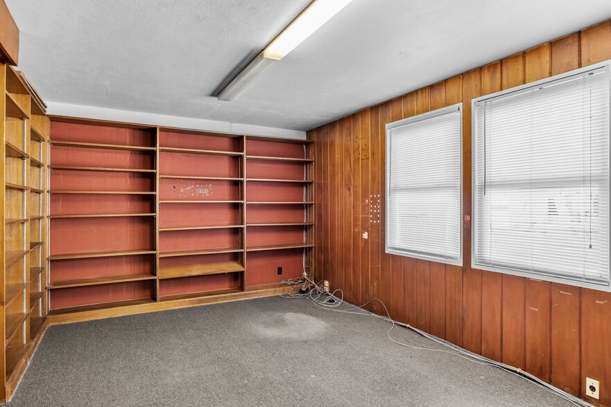 More Photos Of 122 Haddon Ave, Collingswood Office For Sale