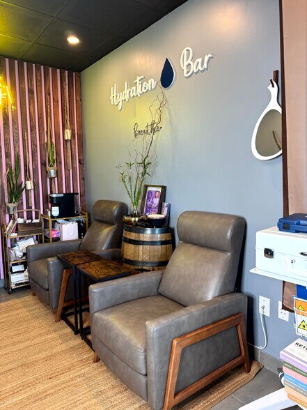 More Photos Of 4500-4500 N University Dr, Coral Springs Medical For Lease