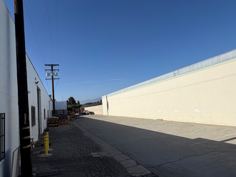 More Photos Of 10323 Rush St, South El Monte Warehouse For Lease