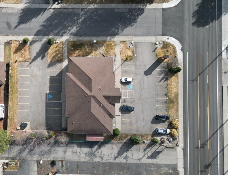 More Photos Of 111 E Lincoln Rd, Spokane Office For Sale