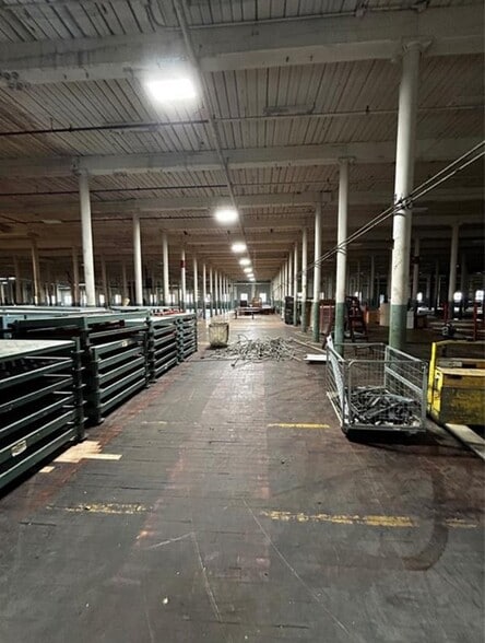 More Photos Of 181 Conant St, Pawtucket Manufacturing For Lease
