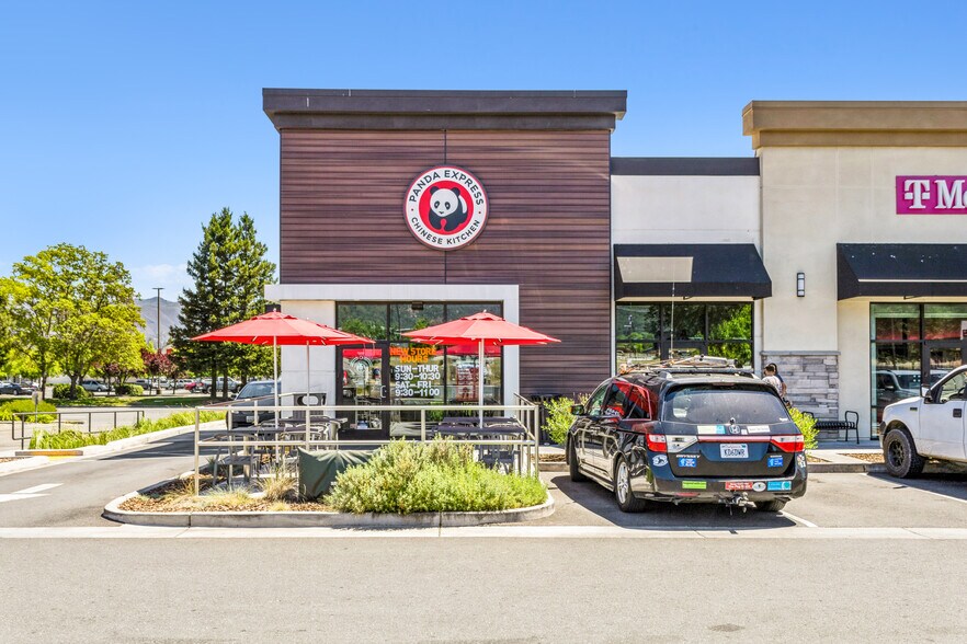 More Photos Of 1236 Airport Park Blvd, Ukiah Storefront For Sale