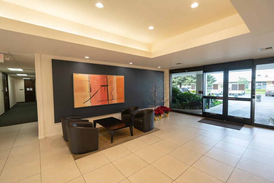 More Photos Of 877 Mahler Rd, Burlingame Office For Lease