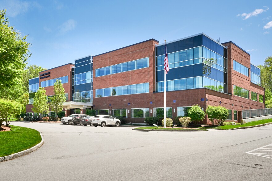 More Photos Of 134 Turnpike Rd, Southborough Medical For Lease