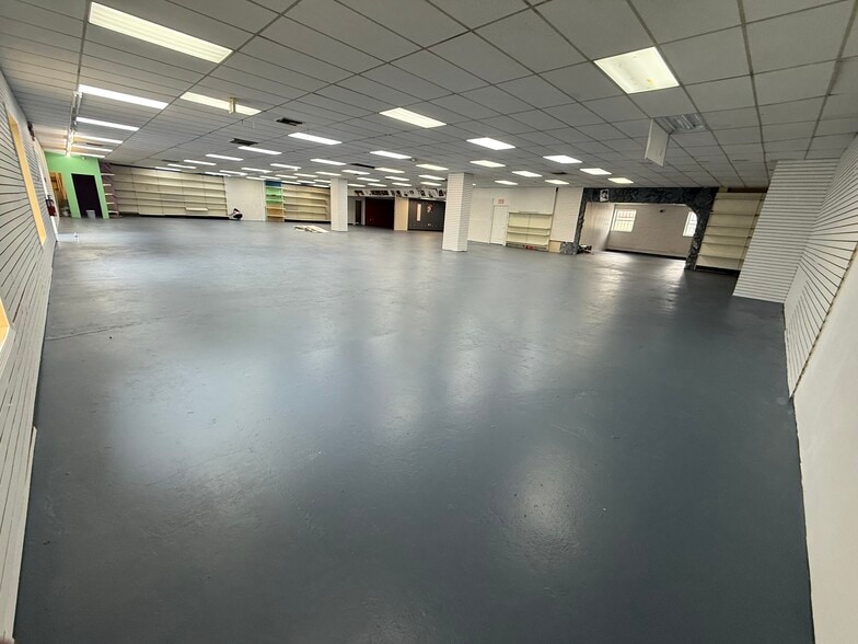 More Photos Of 703 Black Horse Pike, Glendora Storefront Retail Office For Sale
