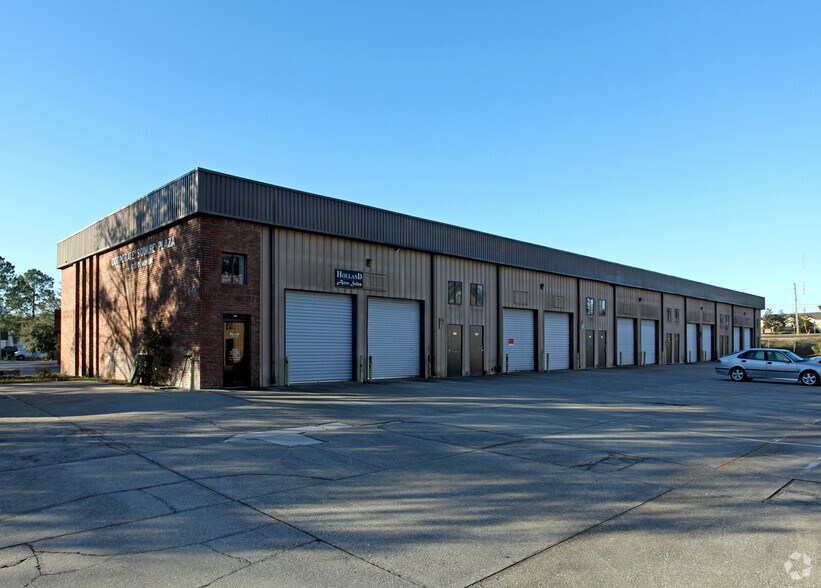Primary Photo Of 1991 Corporate Sq, Longwood Warehouse For Lease