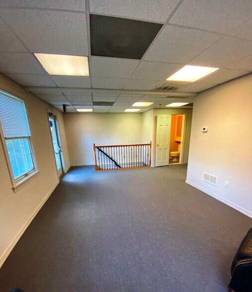 More Photos Of 350 S Main St, Doylestown Office For Lease