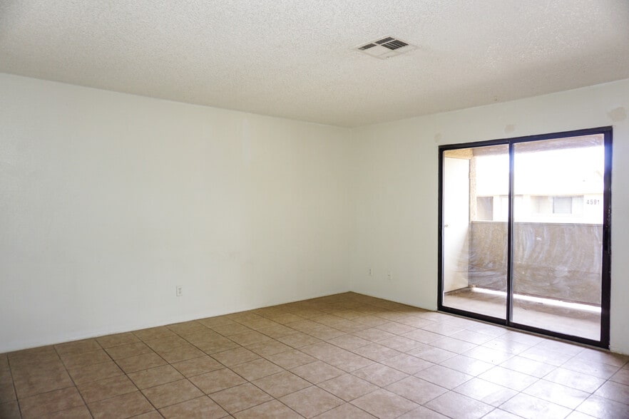 More Photos Of 2859 Wheelwright Dr, Las Vegas Apartments For Sale