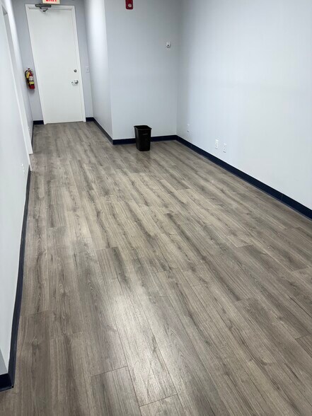 More Photos Of 241 Molnar Dr, Elmwood Park Medical For Lease