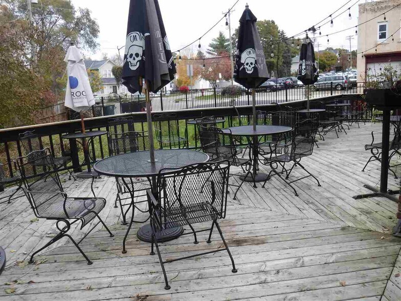 More Photos Of 210 S Water St, Stoughton Bar For Lease