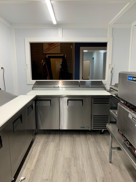 More Photos Of 802 S Shore Diamond Lake Rd, Newport Restaurant For Sale