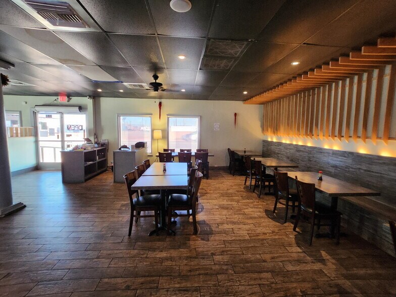 More Photos Of 445 E Main St, El Centro Restaurant For Sale