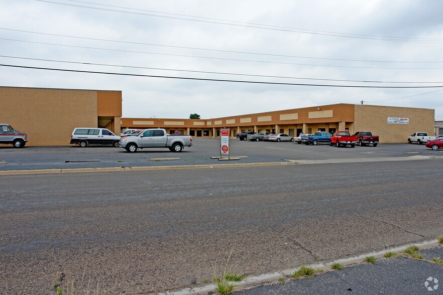 More Photos Of 2317 Field St, Odessa Coworking Space