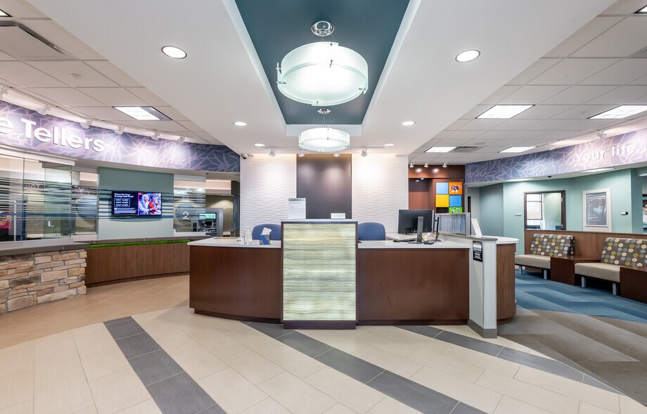 More Photos Of 13011 Factory Ln, Louisville Bank For Sale