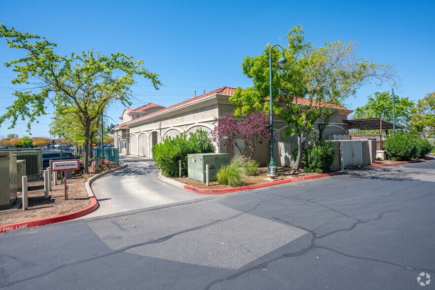 More Photos Of 3311 Power Inn Rd, Sacramento General Retail For Sale