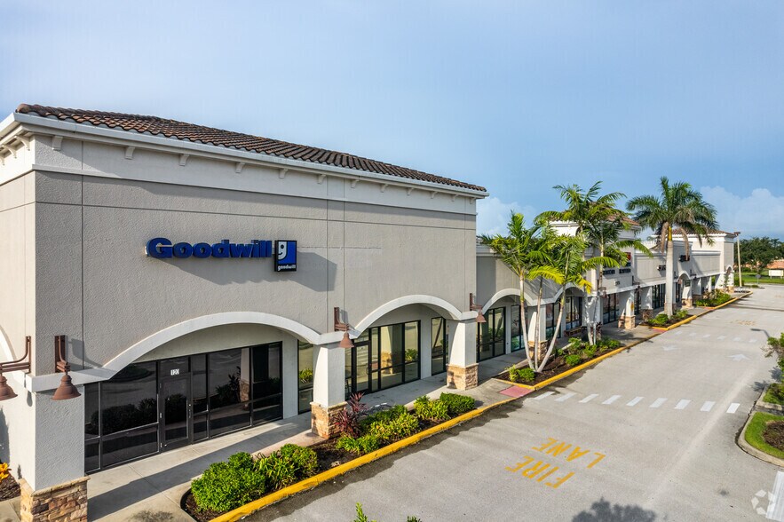 More Photos Of SEC Colonial Blvd & Treeline Ave, Fort Myers Unknown For Lease