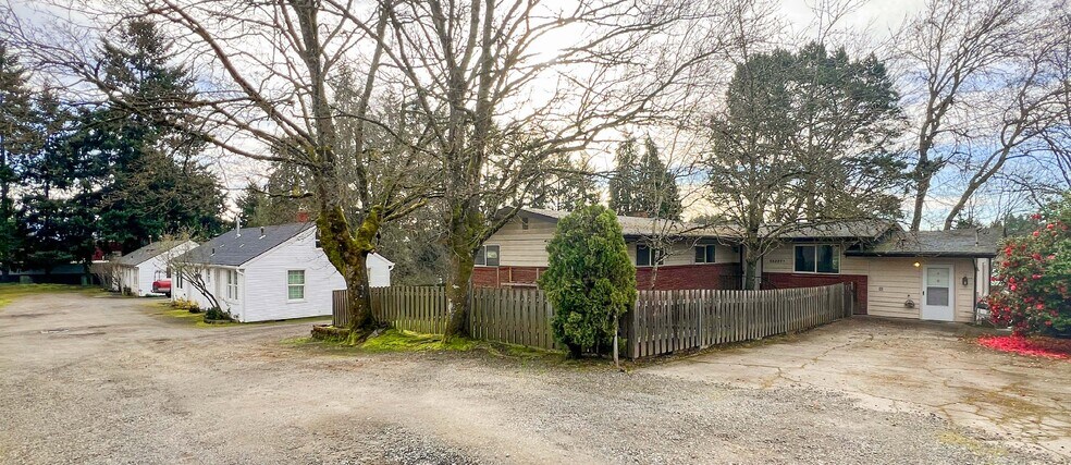 More Photos Of 10327-10337 NE Fourth Plain Blvd, Vancouver Apartments For Sale