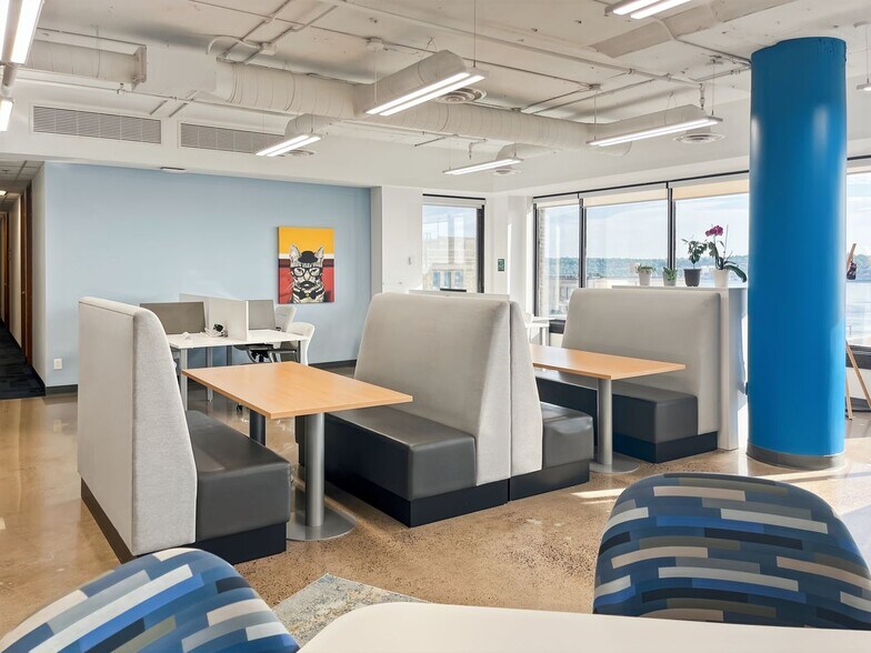 More Photos Of 1701 Hollis St, Halifax Coworking Space