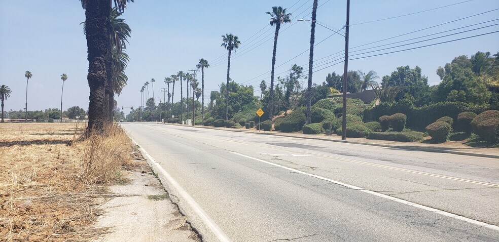 More Photos Of 1246 Washington St, Riverside Land For Lease