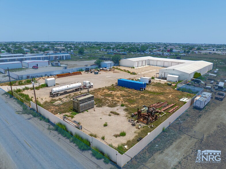 More Photos Of 2501 W County Road 114, Midland Warehouse For Sale