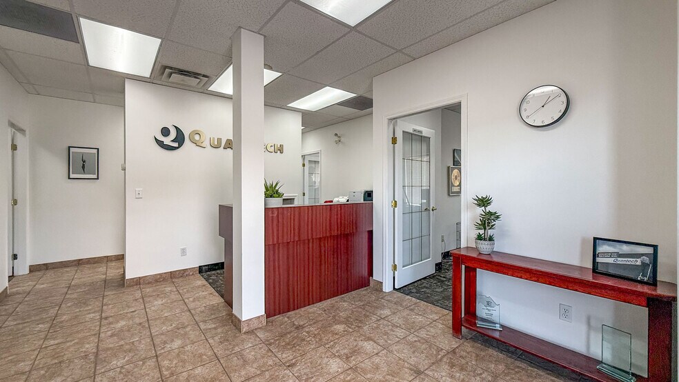 More Photos Of 2489 Main St, West Kelowna General Retail For Sale