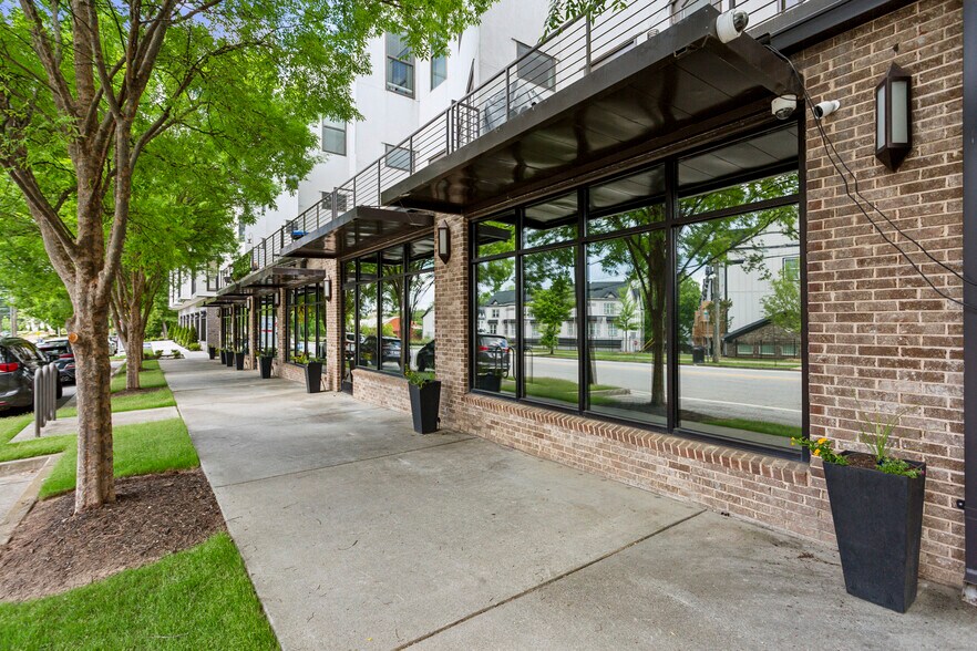 More Photos Of 2030 Main St NW, Atlanta Storefront Retail Office For Sale
