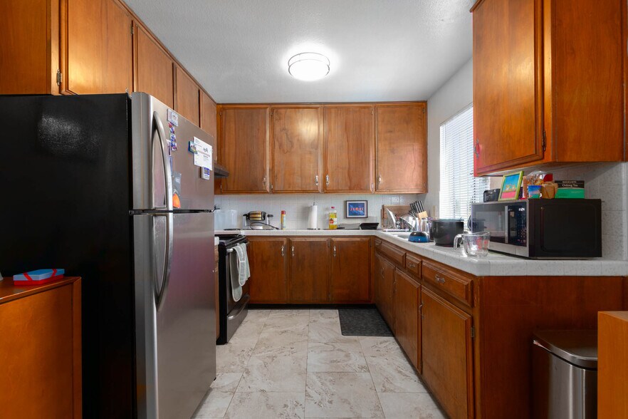 More Photos Of 4355 Iowa St, San Diego Apartments For Sale