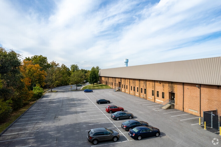 More Photos Of 6752 Baymeadow Dr, Glen Burnie Distribution For Lease