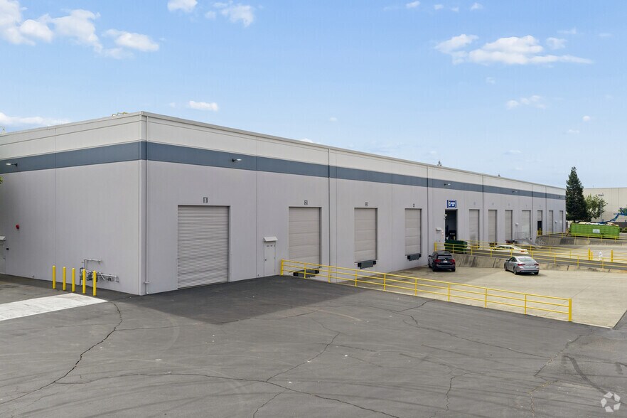 More Photos Of 925 National Dr, Sacramento Unknown For Lease
