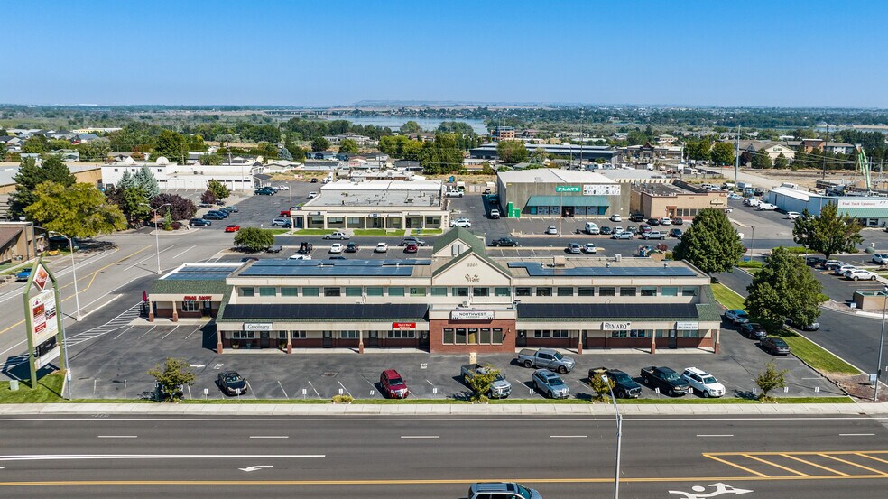 More Photos Of 8390 W Gage Blvd, Kennewick Office For Lease