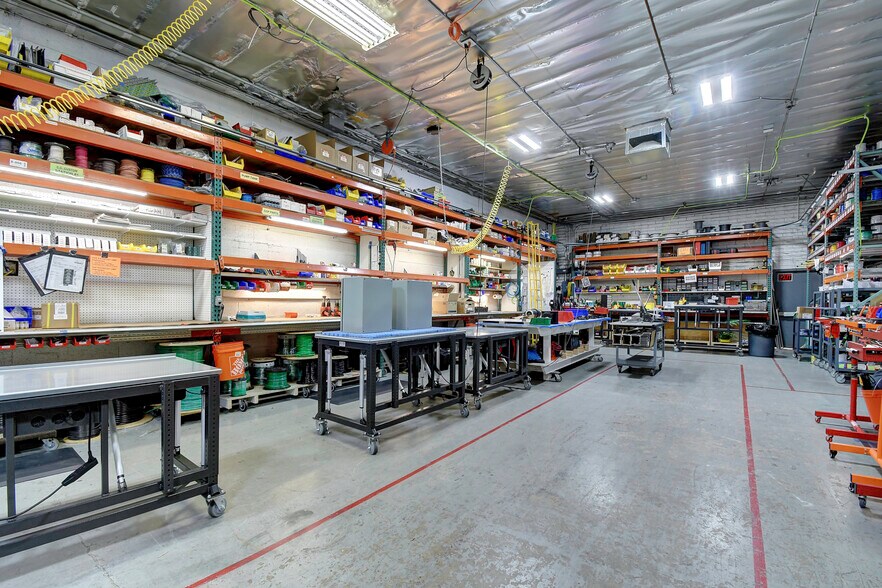 More Photos Of 2928 N 30th St, Phoenix Warehouse For Lease