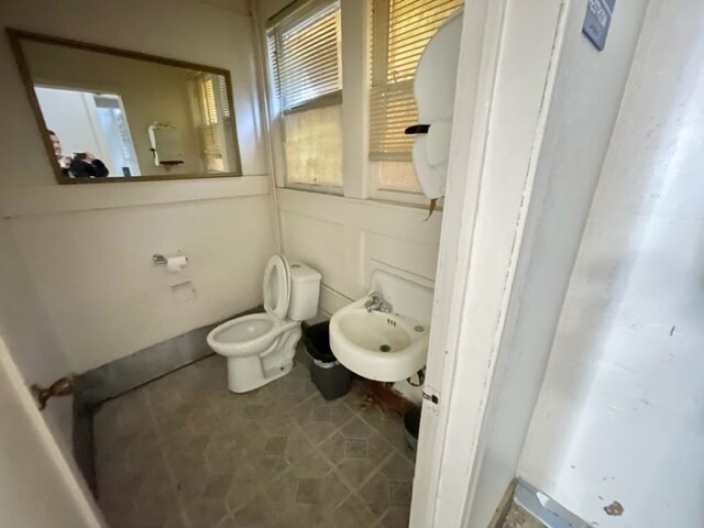 More Photos Of 3227 22nd St, San Francisco Storefront For Lease