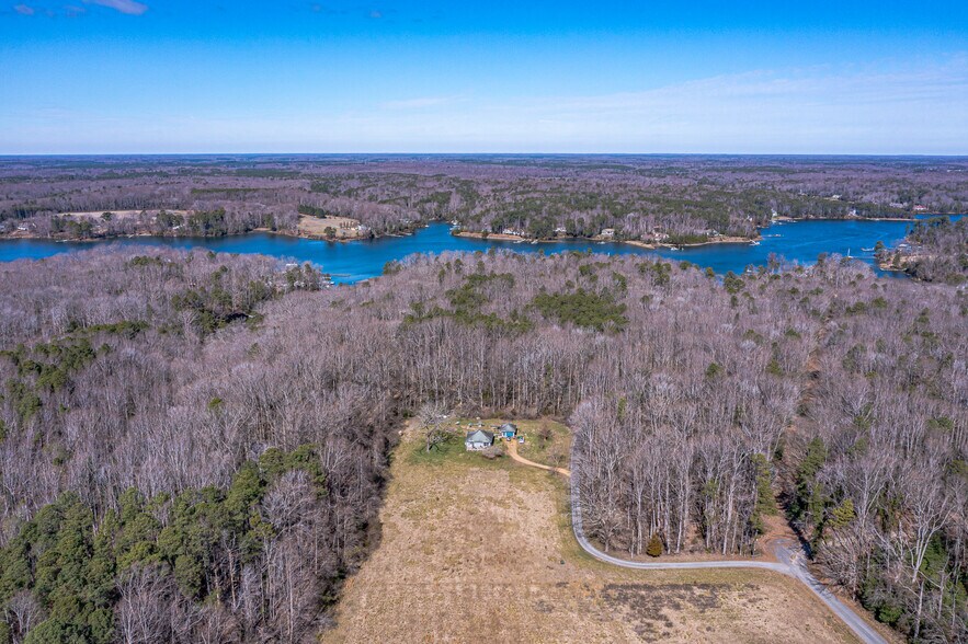 More Photos Of 407 Loblolly Rd, Weems Land For Sale