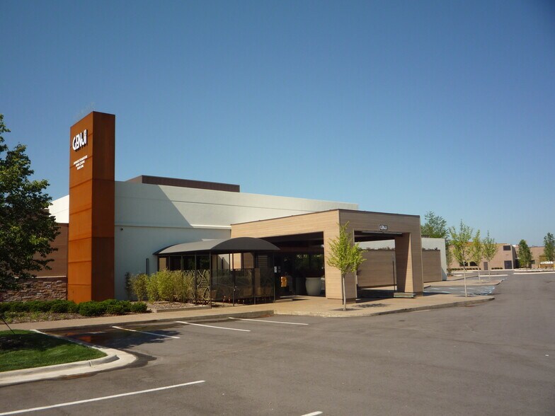 Primary Photo Of 27155 S Karevich Dr, Novi Restaurant For Lease