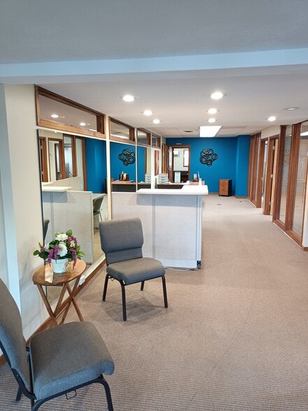 More Photos Of 4921 E State St, Rockford Office For Sale