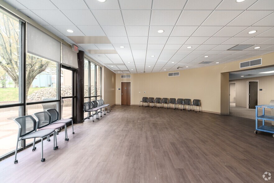 More Photos Of 201 Reeceville Rd, Coatesville Unknown For Lease