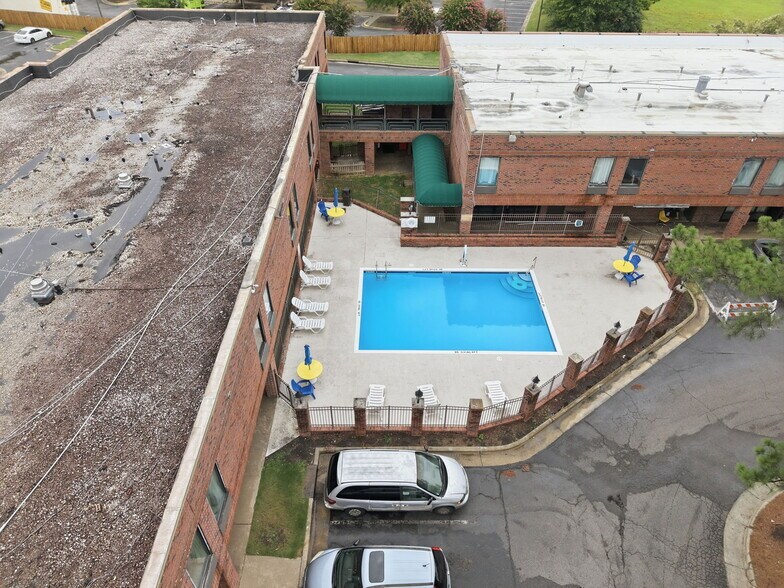 More Photos Of 1340 N Wesleyan Blvd, Rocky Mount Hotel For Sale
