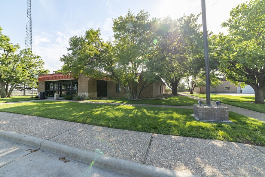 More Photos Of 701 N Price Rd, Pampa Medical For Lease