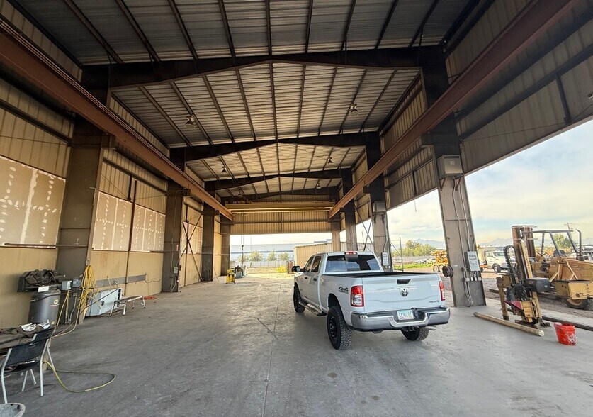 More Photos Of 5435 W Mohave St, Phoenix Contractor Storage Yard For Lease