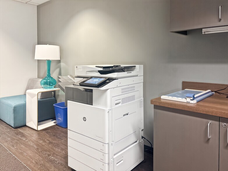 More Photos Of 100 Cambridge St, Boston Coworking Space