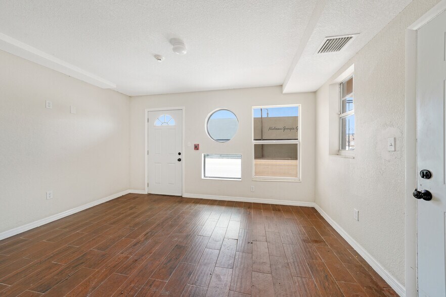 More Photos Of 733 Dr Martin Luther King Jr Blvd W, Belle Glade Apartments For Sale