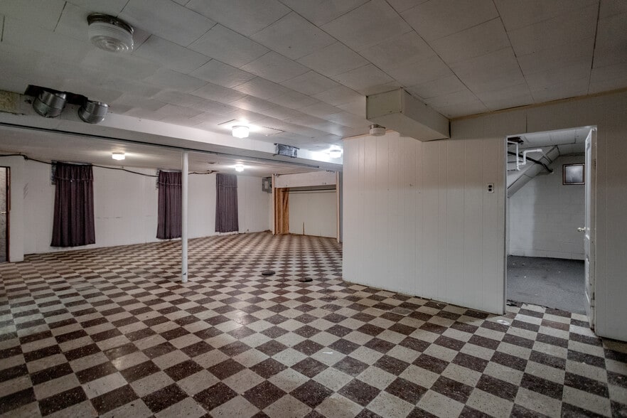 More Photos Of 14873 Collinson St, Eastpointe Religious Facility For Sale