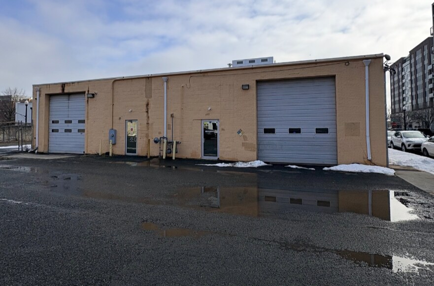 More Photos Of 434-446 Calvert Ave, Alexandria Warehouse For Sale