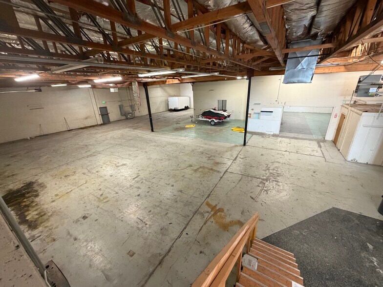 More Photos Of 1605 W 2100, Salt Lake City Light Distribution For Sale