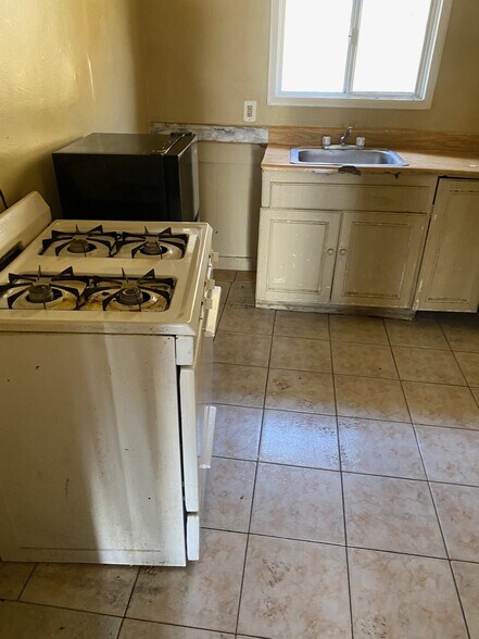 More Photos Of 7891 Whitaker St, Buena Park Apartments For Sale