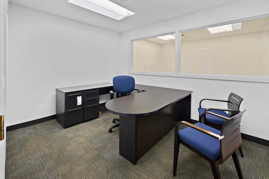 More Photos Of 5942 Us-60, Ashland Bank For Sale