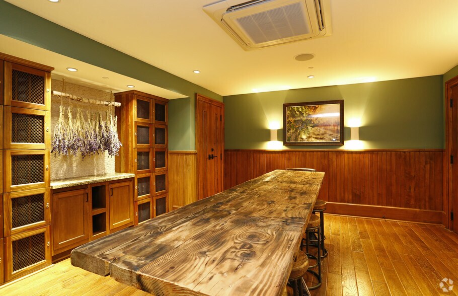 More Photos Of 2118 Clark Ave, Raleigh Apartments For Lease