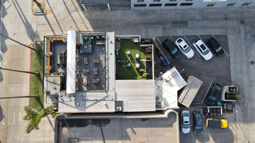 More Photos Of 722 Grand Ave, San Diego Restaurant For Sale