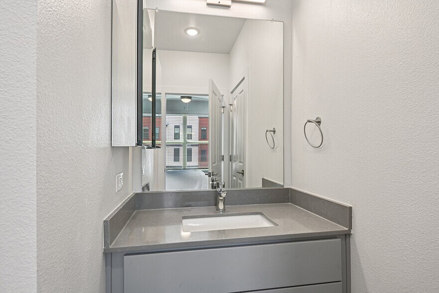 More Photos Of 4830 E Rosedale St, Fort Worth Apartments For Lease