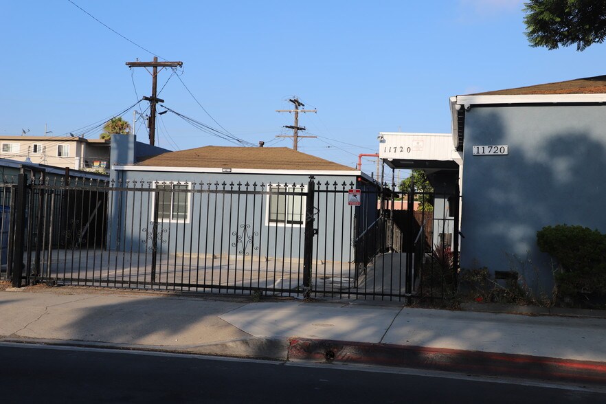 More Photos Of 11720 Inglewood Ave, Hawthorne Congregate Senior Housing For Sale